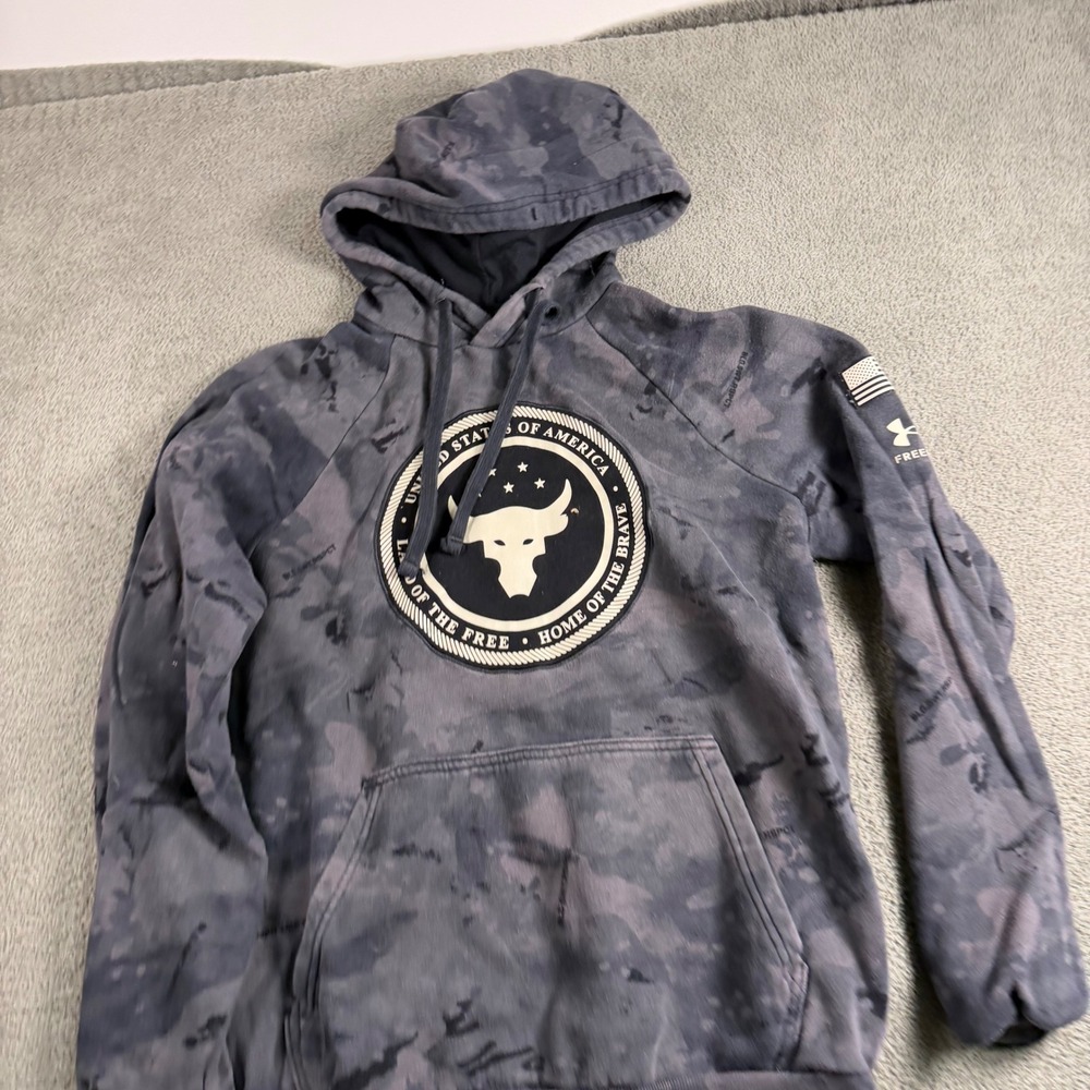 Under Armour Project Rock Brahma Bull USA Camo Hoodie Grey Small